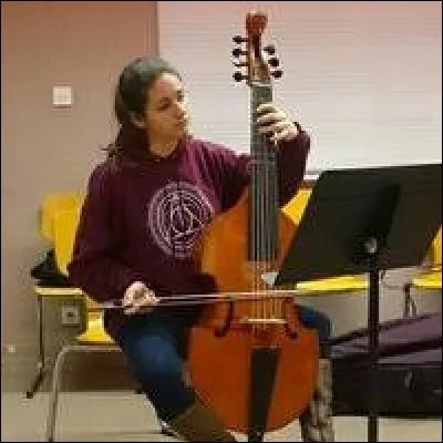 V : ''Tous les matins du monde'' est un film qui laisse une large place à la viole de gambe. Quel acteur y a joué son premier rôle important ?