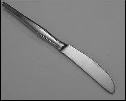 Que fait-elle de Io aprs la transformation ?