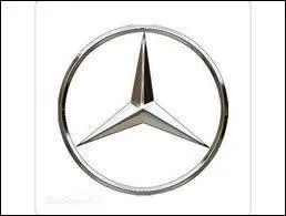 Quel est le nom de cette marque de voiture ?