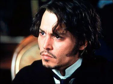 Dans quel film incarne-t-il un agent de Scotland Yard ?