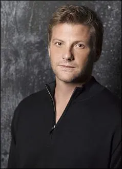 Qui joue le rle de Tom Scavo ?