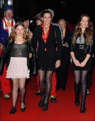 1998 Stphanie accouche de Camille ; le pre est :