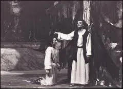 'Tte d'or' est une oeuvre inoubliable de...