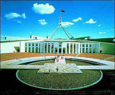 Ce pays a pour ... . . la ville de Canberra