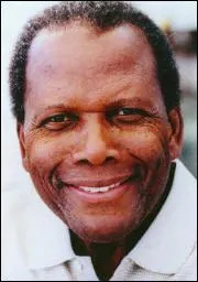 Si vous me donnez le prnom de cet acteur, vous aurez le nom d'une autre grande ville de pays.