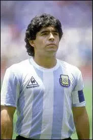 Connaissez-vous le surnom du grand footballeur Diego Maradona ?