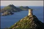 Quels sont ces lots, face  Ajaccio, qui font partie d'un rseau de 36 sites exeptionnels  vocation touristique(comme le Mont St-Michel) ?