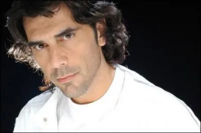 Comme s'appelle cet acteur ?