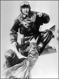 Il disparat avec son compagnon, lors de la traverse Paris - New-York  bord de' l'oiseau blanc' :