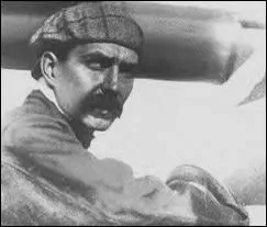 Constructeur d'avions, il est  l'origine de la socit 'Air France' :