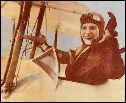 Quelle aviatrice militante fministe, meurt le 30 novembre 1934 lors d'un vol d'entrainement  Guyancourt ?