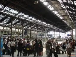 Quelle est ma prfecture, ville clbre pour sa Feria et sa Maison carre ?