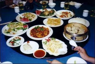 Et l'on vient s'asseoir autour ...