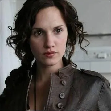 Quel est le nom de famille d'Emily ?