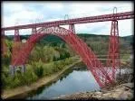 Avec sa belle dentelle rouge qui enjambe la Truyre , ce viaduc est l'un des monuments incontournables du Cantal. Conu par Eiffel, quel est ce viaduc ?