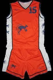 Je suis un peu petit pour pratiquer :