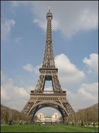 En quelle anne la Tour Eiffel a-t-elle t construite ?