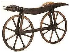 Comment se nomme cet anctre de la bicyclette ?