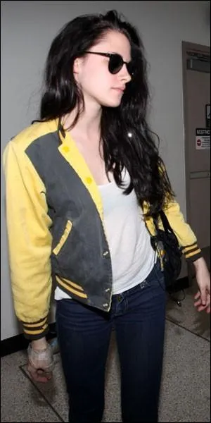 O Charlie veut-il envoyer Bella ? (chapitre 4)