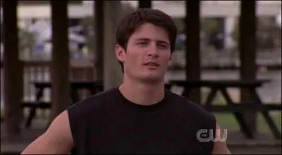 Voici l'pisode 407. Vers qui Nathan regarde-t-il ?