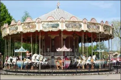 Quelle est cette attraction ?