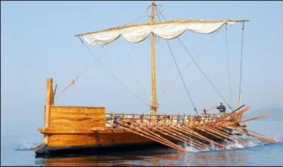 Sur quel navire Jason est-il parti  la conqute de la Toison d'or ?