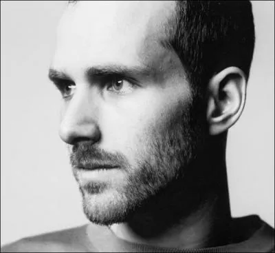 Comment se nomme ce DJ ?