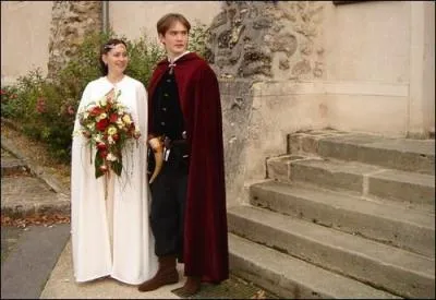 Le mariage en tant que sacrement officiel religieux apparat dans un dcret du pape Lucien III, en 1184. Nous sommes...