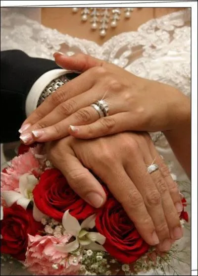 Que peuvent s'changer les maris lors de la crmonie ?