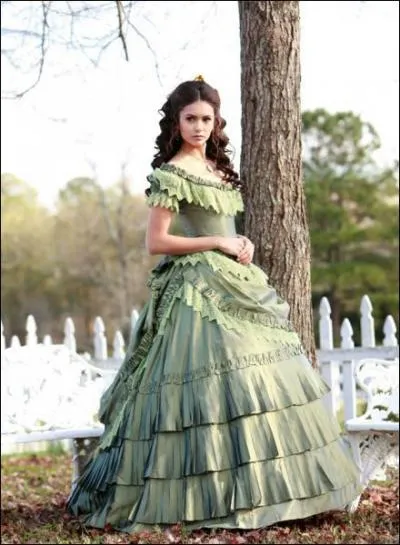 Qui est de retour  la fin de la saison 1 ?