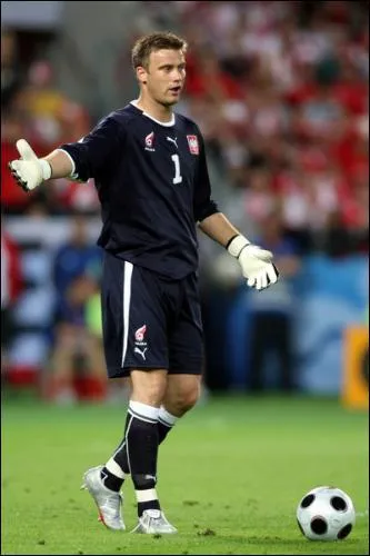 Qui est ce footballeur ?