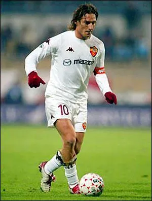 Qui est ce footballeur ?