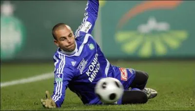 Qui est ce footballeur ?