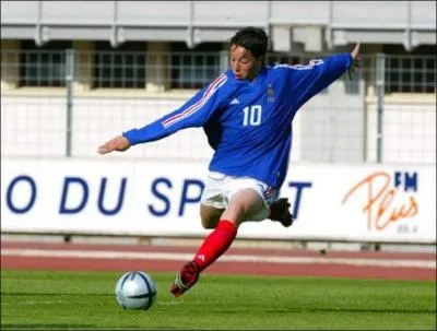 Qui est ce footballeur ?