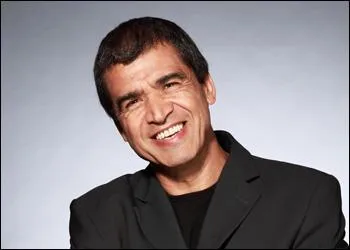 Qui est cet animateur TV ?