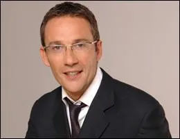 Qui est cet animateur TV ?