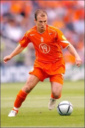 Qui est ce footballeur ?