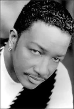 En 1998, le chanteur amricain J. T. Taylor remporte un petit succs avec 'Sex on the Beach'. Mais de quel groupe tait-il le leader avant de poursuivre sa carrire solo ?