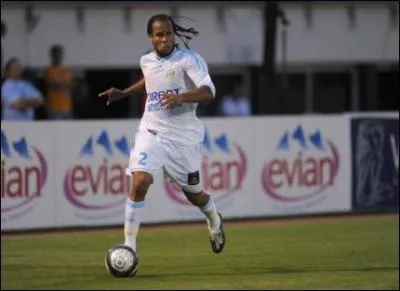 Qui est ce footballeur ?