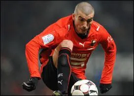 Qui est ce footballeur ?