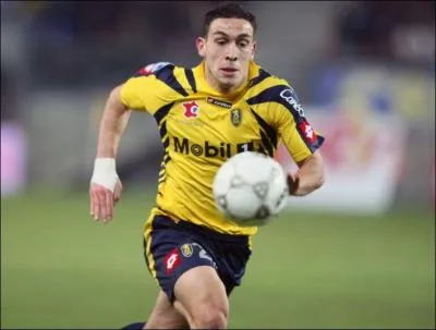 Qui est ce footballeur ?