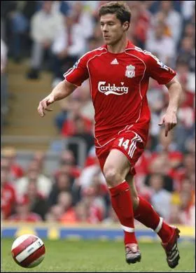 Qui est ce footballeur ?