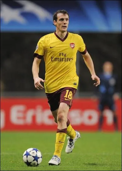 Qui est ce footballeur ?