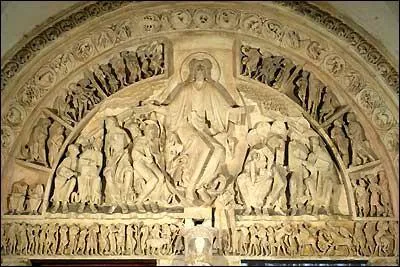 En France, quelle basilique met en scne sur son tympan les peuples fabuleux ?