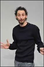 Qui est cet humoriste ?