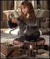 Quelle potion Hermione fabrique-t-elle dans les toilettes des filles du deuxime tage ?