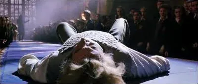 Avec qui le professeur Lockhart met-il sur pied son club de duel ?