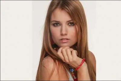 Cette jolie candidate est un magnifique modle d'1m73. Malgr sa grce, elle se dfinit comme un garon manqu. Qui est-elle ?