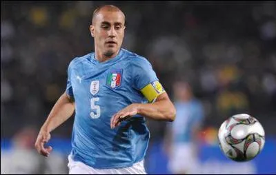 Qui est ce footballeur ?