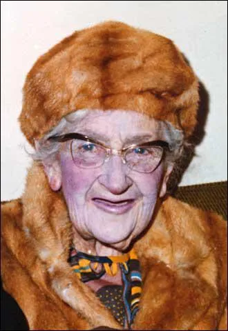 Qui est cette crivain ?